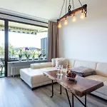 Black Forest Schwarzwaldblick Indoorpool Wifi Komfort * 호헨스반트