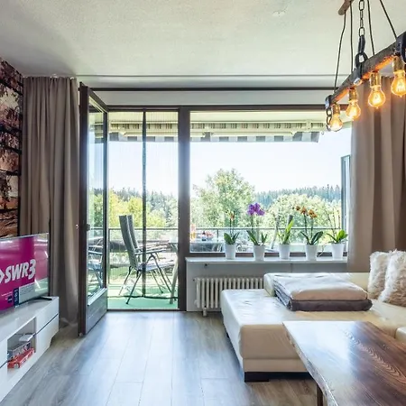 Apartamento Black Forest Schwarzwaldblick Indoorpool Wifi Komfort *
